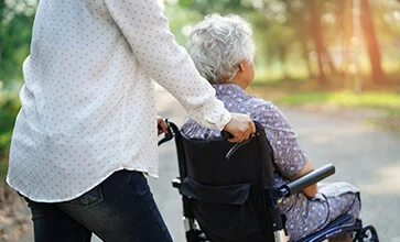 Φυσικοθεραπεία ηλικιωμένων μονάδα φροντίδας ΑΓΙΟΣ ΠΑΙΣΙΟΣ Σίνδος